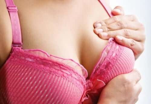 Qu'indiquent les boutons sur les mamelons ? - Améliore ta Santé