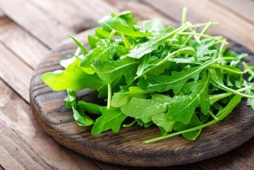 5 aliments sains et hypocaloriques à intégrer dans notre régime