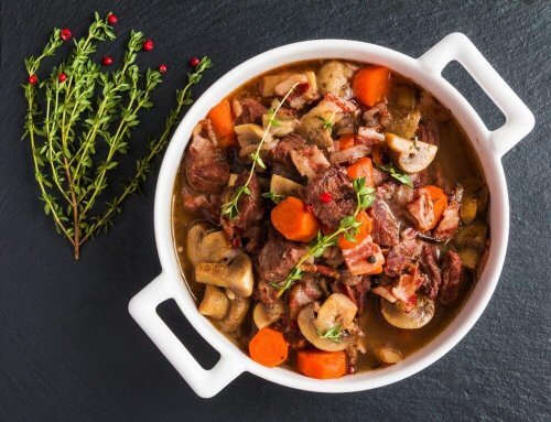 Recette pour préparer un délicieux ragôut à l'échine de porc
