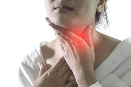 5 remèdes naturels pour soulager les symptômes de la pharyngite