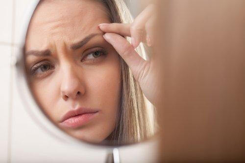 Épilation des sourcils : 4 techniques et styles