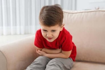 Prévenir les vomissements fréquents chez les enfants