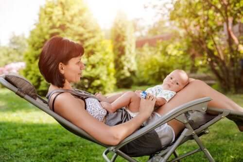 Post-partum en été, comment le gérer ?