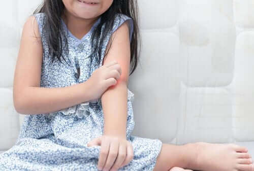Le psoriasis chez les enfants : comment l'aborder ?