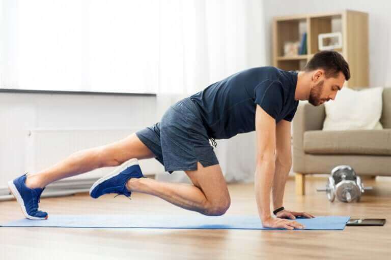 Comment rester en forme sans quitter son domicile