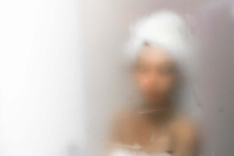 9 choses à ne pas ranger dans la salle de bain