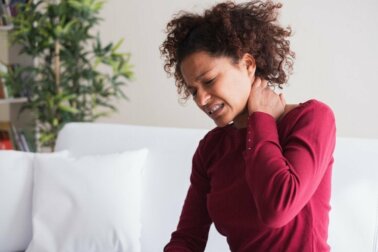 5 soins relaxants pour le torticolis
