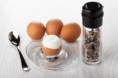 À quelle fréquence est-il sain de manger des œufs ?