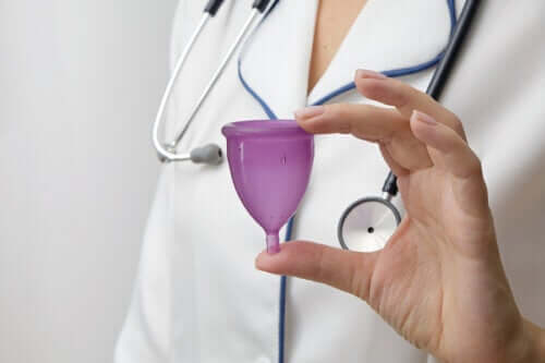 Tout ce qu'il faut savoir sur la coupe menstruelle