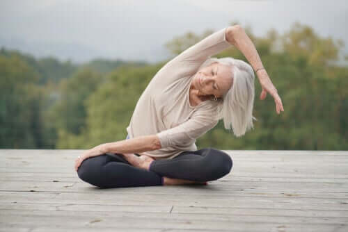 4 thérapies naturelles pour les symptômes de l'arthrite