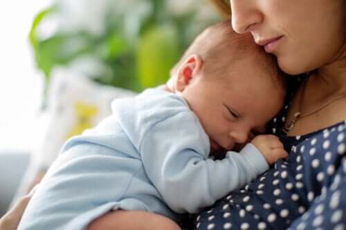 Que puis-je faire si je ne ressens pas d'attachement pour mon bébé nouveau-né ?