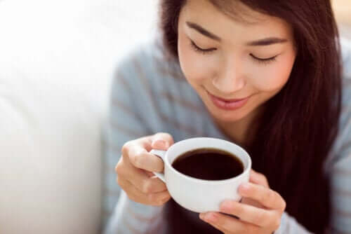 Est-il recommandé de consommer du café instantané ?