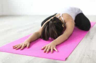 3 exercices de yoga pour la scoliose