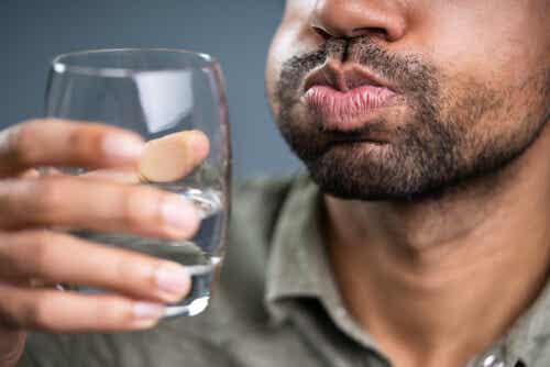 Les gargarismes : quand et comment sont-ils efficaces (ou pas) ?