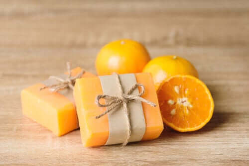 Faites votre propre savon à l'orange