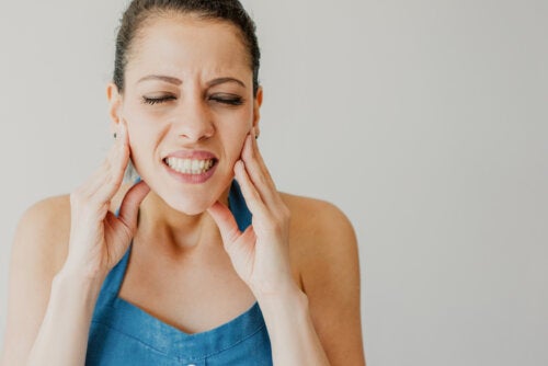 Trismus : symptômes, causes et traitements