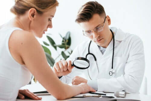 Les causes des taches brunes sur la peau