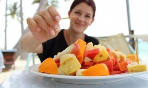 Salade sucrée : bienfaits et recettes