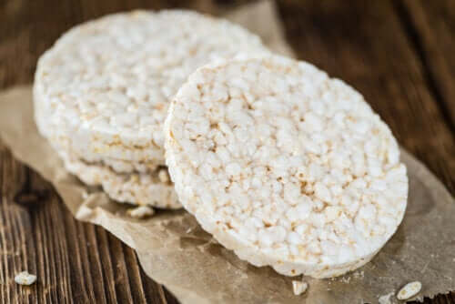 Galettes de riz : les bienfaits de ce snack