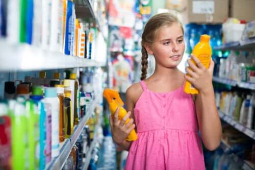 Crèmes solaires biodégradables : pourquoi sont-elles recommandées ?