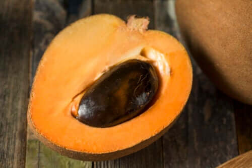 Noyau de mamey : bienfaits et utilisations
