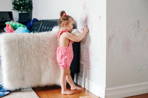 7 astuces pour nettoyer facilement les murs blancs