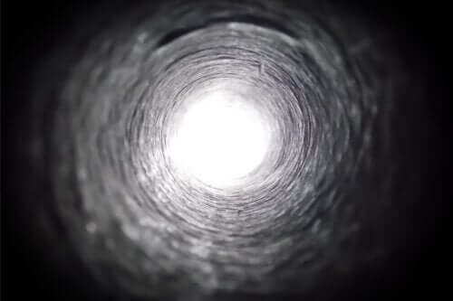 Vision du tunnel : qu'est-ce que c'est et quel est son traitement ?