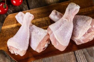 Est-il bon de manger du poulet avec la peau ? Voici ce que vous devez savoir