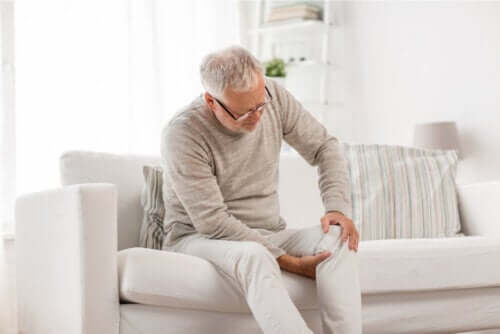 Pseudogoutte : symptômes, causes, diagnostic et traitement