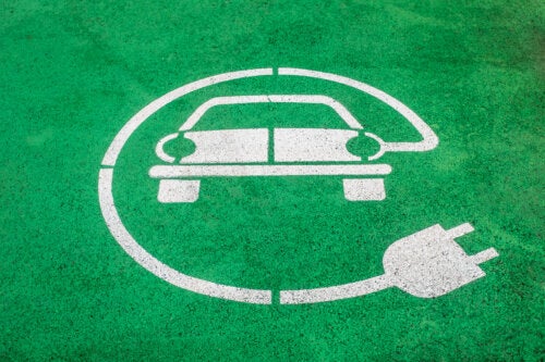 6 avantages et inconvénients des voitures électriques