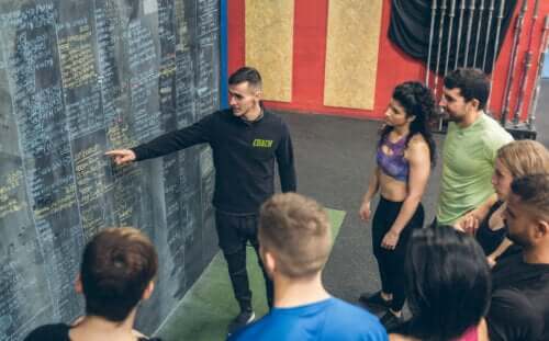 Routine CrossFit EMOM : qu'est-ce que c'est et comment l'appliquer ?