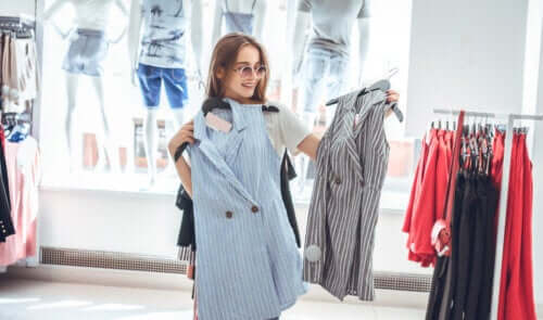 Vaut-il la peine d'investir dans des vêtements de marque ? Quelques faits à connaître
