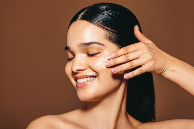 5 substances actives à intégrer dans votre routine de soins du visage